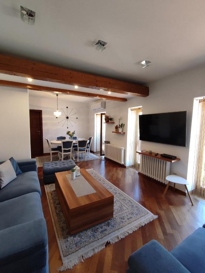 Deluxe Apartment Lejla - Free Garage Parking Сараево Екстериор снимка
