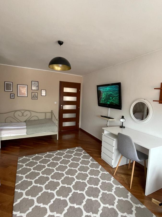 Deluxe Apartment Lejla - Free Garage Parking Сараево Екстериор снимка